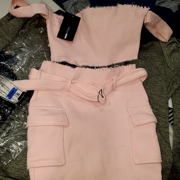NWT FASHION NOVA SET BABY PINK STRETCH KNIT - Picture 2 of 5